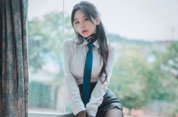 zzyuridayo的微博，与你们分享我的cos作品照片集锦，让你一次看个够