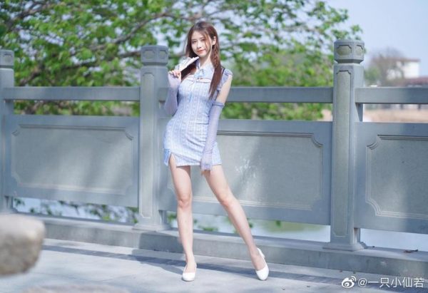 一只小仙若录播经典的摄影合集：灵动少女与舞动旋律