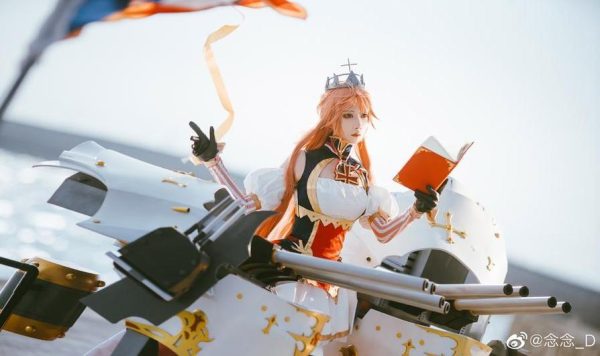 经典动漫角色cosplay，念念d网红coser一秒变身