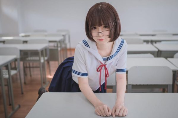 白金saki绝对领域照片：绝佳构图，美轮美奂