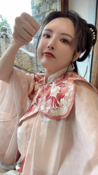 秋和柯基图包完美的cos作品，一定会让你感动