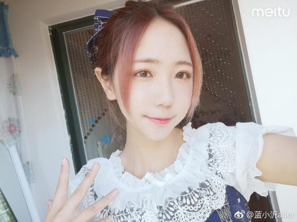 一次满足！蓝小沂cos完美演绎神仙角色