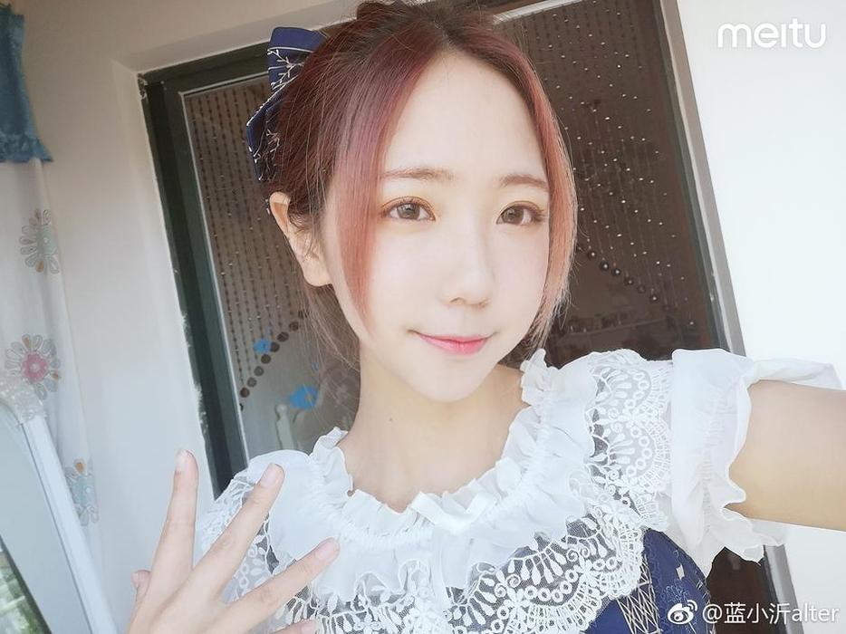 一次满足！蓝小沂cos完美演绎神仙角色