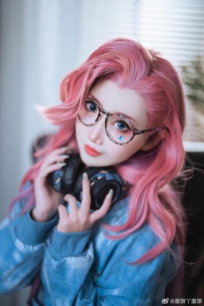 美轮美奂的面饼仙儿小号定制摄影照片