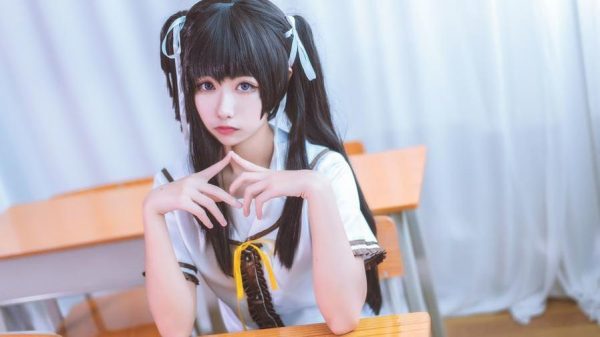 尽情欣赏这一场视觉盛宴，momoko葵葵虞美人为你献上原图