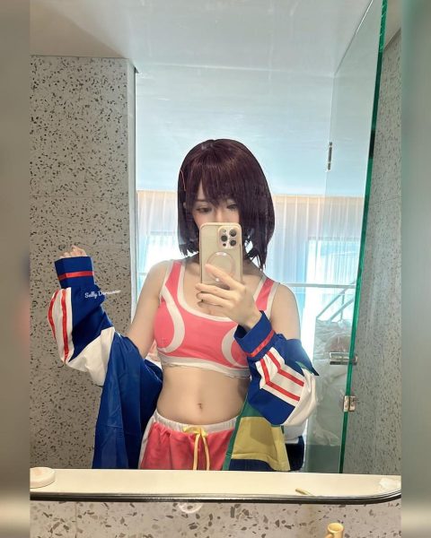sally dorasnow微博最新分享的cos作品，看完立马爱上这个角色