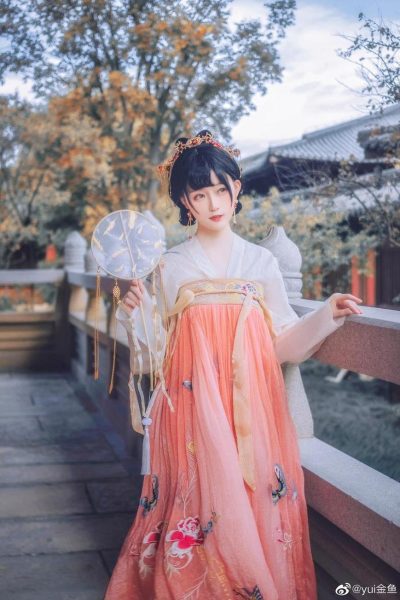 yui金鱼旗袍cos作品，绝对是摄影达人的必收之选