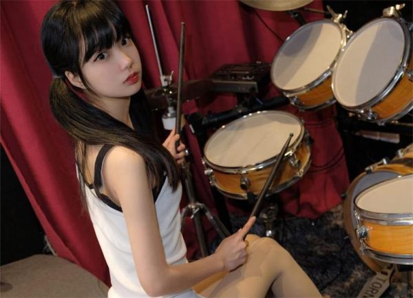 一只喵喵梓次元堂美图：精致绝伦的cosplay照片
