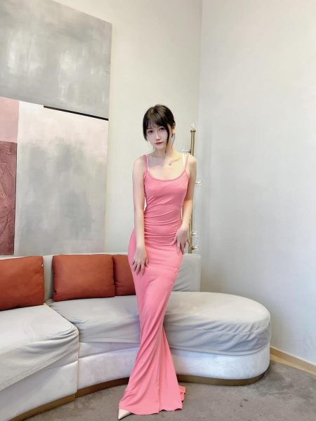 不呆猫全部作品集下载，最新推出HOT的cosplay照片摄影作品收藏。