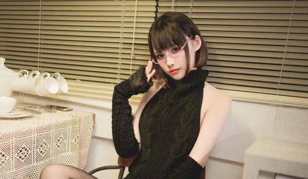 包含多张精美照片的coser你十七鸽美图，让你的心情变得超好