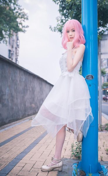 柔光恬静，精美摄影你的负卿cos美图。