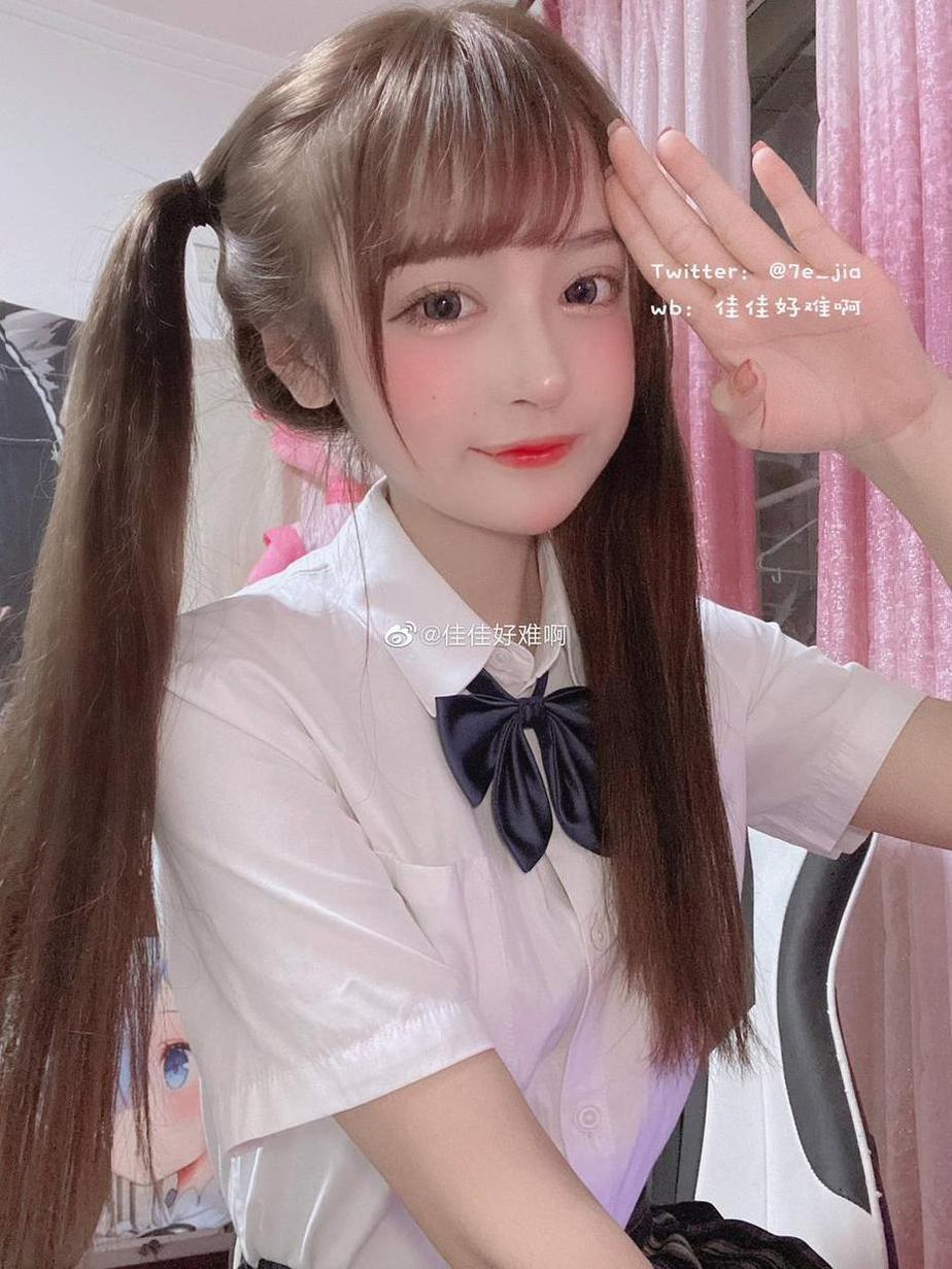 佳佳酱喝多啊，这些图片太强了，分享到社交平台必然会走红。