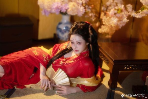 叉子宝宝cos鸢，唯美古风cos作品合集，绝对让你目不转睛。