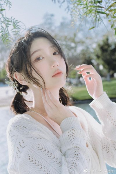 周叽是可爱兔兔在线观看：令人陶醉的美图图包放送，必收藏