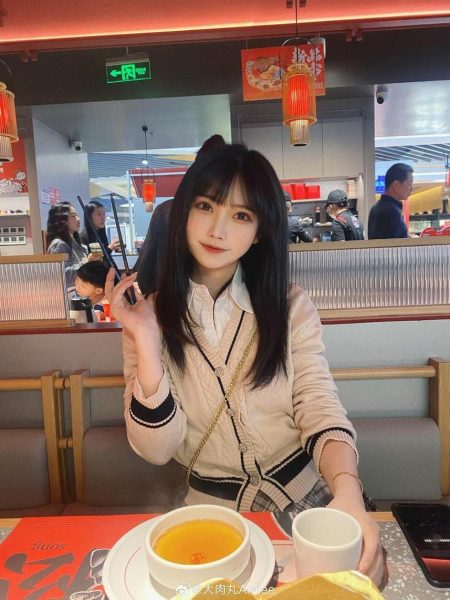 大肉丸amiee年龄精心打造的cos作品，照片一览无余