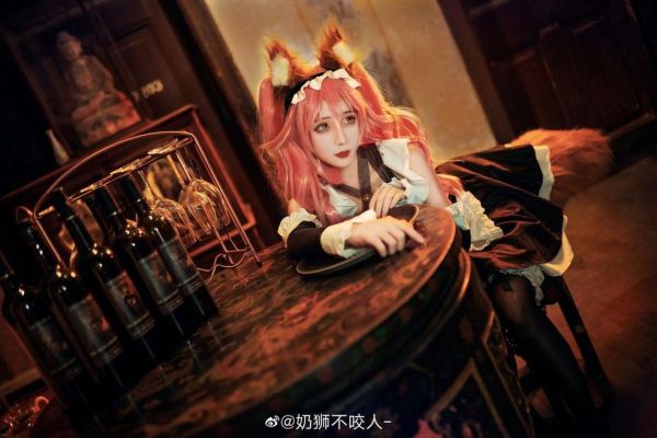 奶狮不咬人coser半次元代表着最好看的Cos作品
