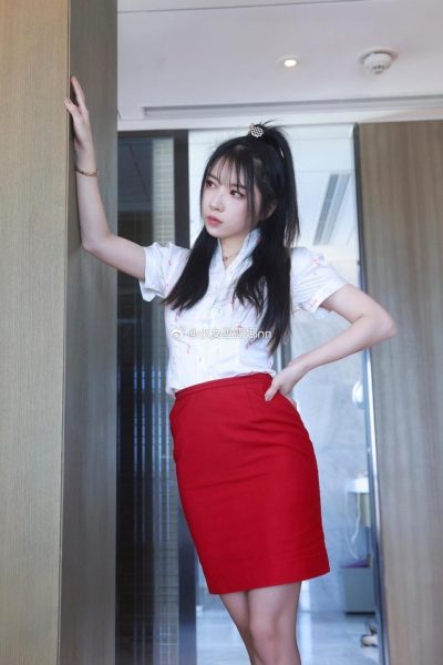 小巫女露娜的美图照片墙