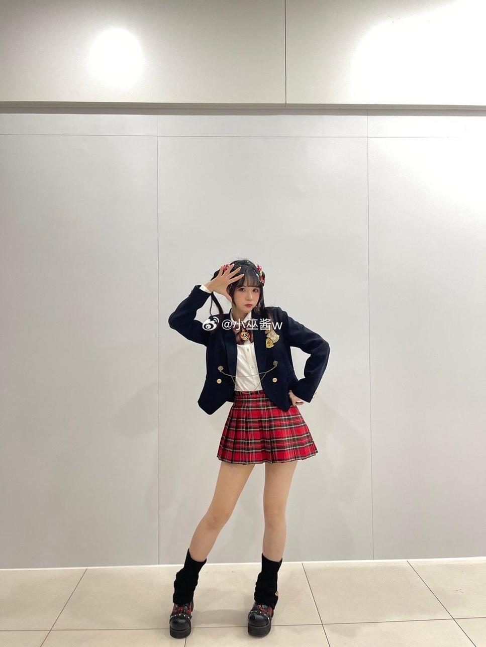 小巫酱w吃鸡事件：精选照片，展示最强战力