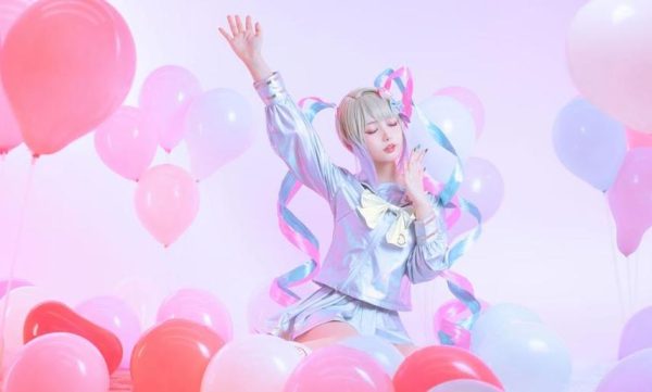这套尤猫醒醒的cos集，让我明白为什么她的原创作品那么好看