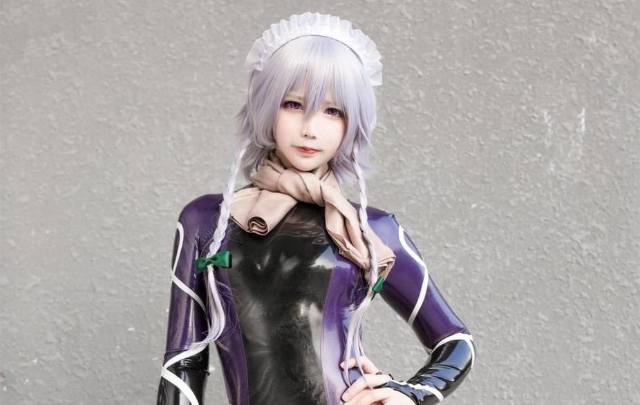 抱走莫子微博照片，cosplay界的巨星级原图展示。