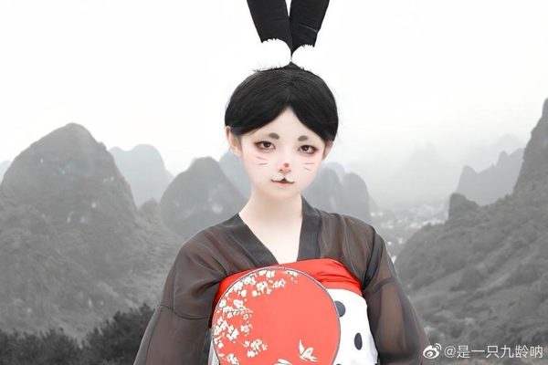 “是一只九龄身高体重”的作品，让人沉醉在她的世界里。
