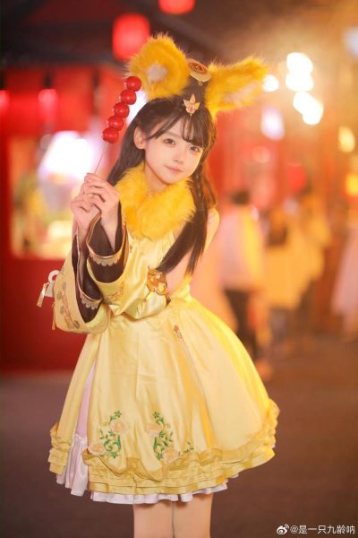 是一只九龄信息唯美的图画，细节惊人