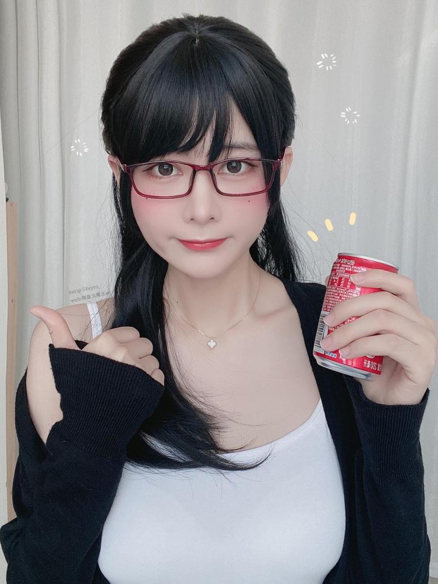 眼酱大魔王精油的独特美学，展现最美的图片