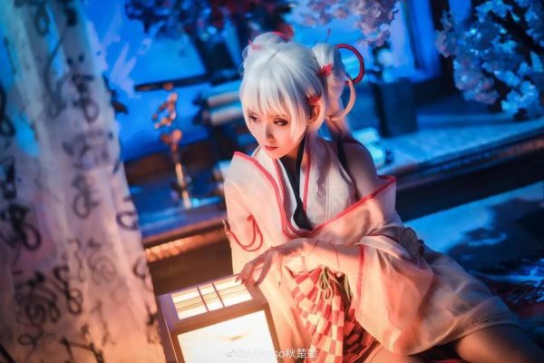 《秋楚楚cosplay》作品新图包，让你体验不同世界