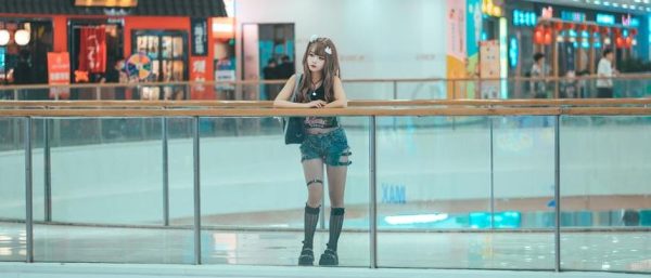 “蠢沫沫蕾姆coser”用精美照片呈现完美的蕾姆形象