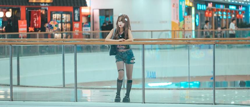 “蠢沫沫蕾姆coser”用精美照片呈现完美的蕾姆形象