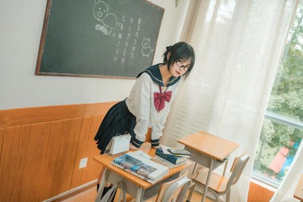 逐月su不拍了吗，再也不能看到她的原图了吗？