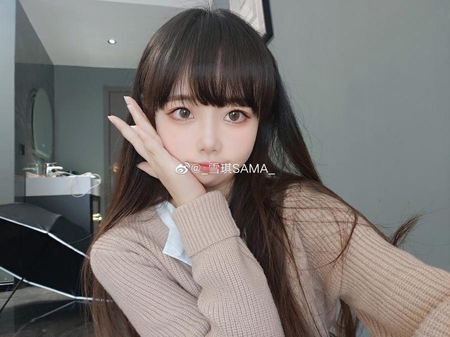 雪琪sama爱宕婚纱图片，展现最令人叹为观止的cos技巧