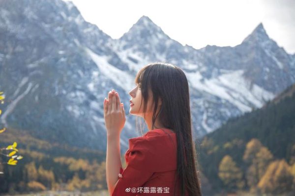 拍摄香草喵露露白绿套装的照片，让我又爱又恨的cos之旅